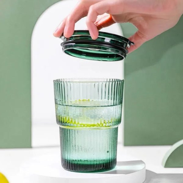 Green Glass Water Cup with Lid Supply