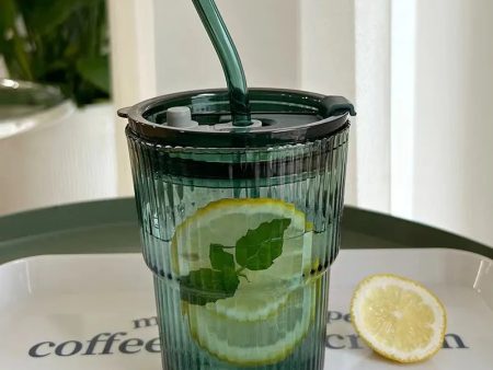 Green Glass Water Cup with Lid Supply